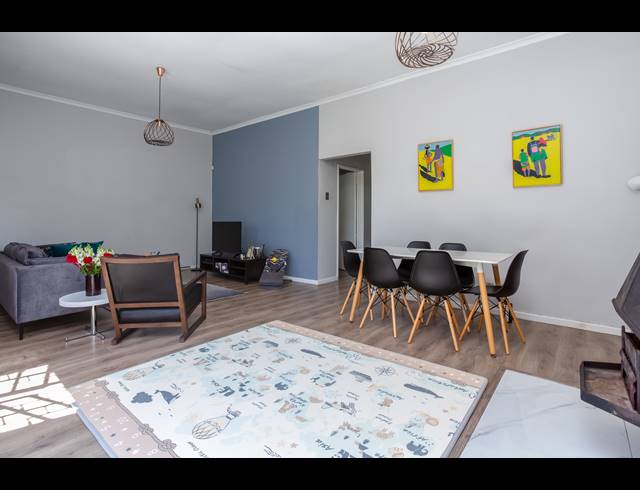 2 BEDROOM HOUSE RENTED IN HARFIELD VILLAGE